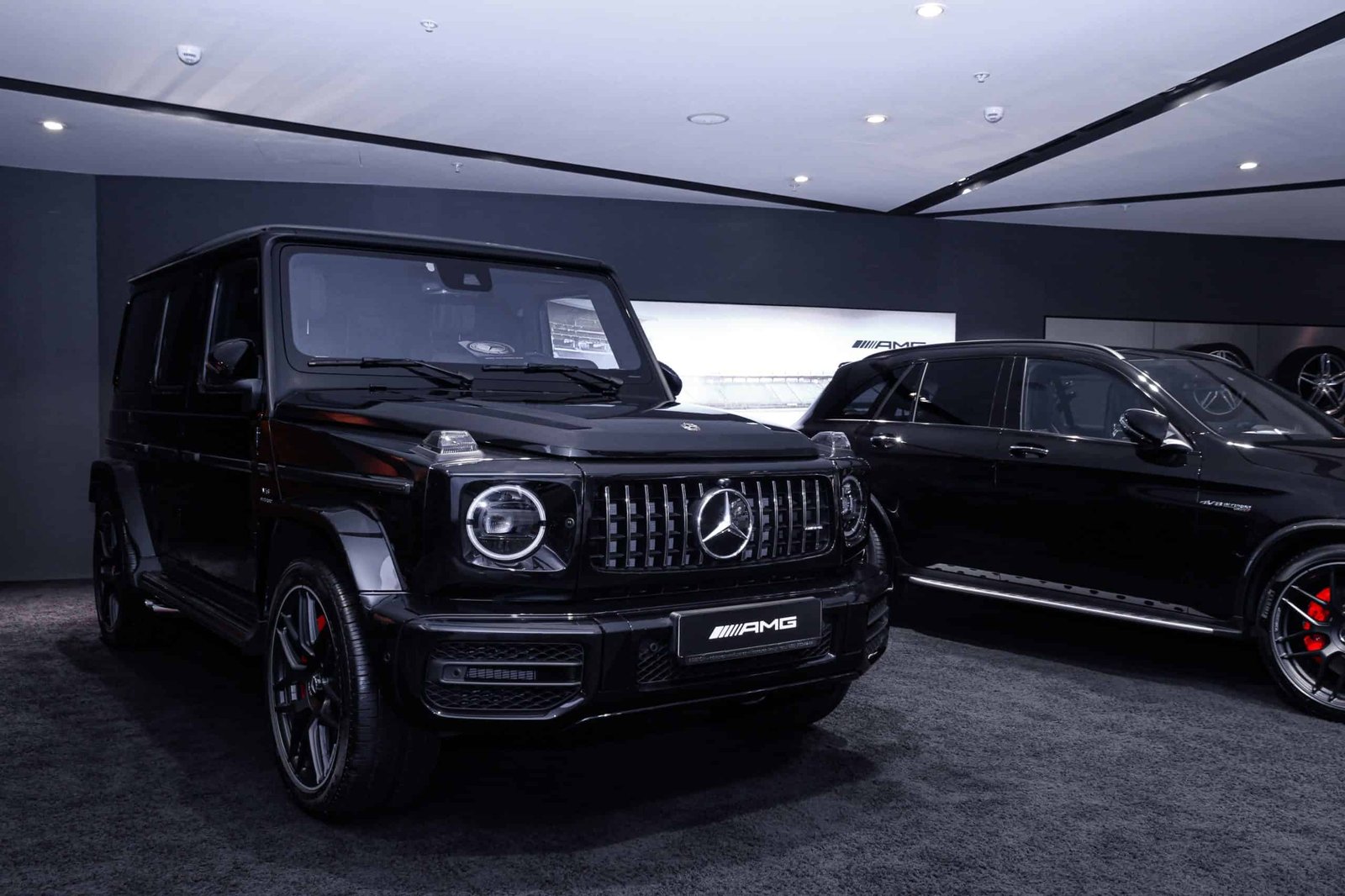 ildar garifullin aaee0jm1vno unsplash scaled.jpg