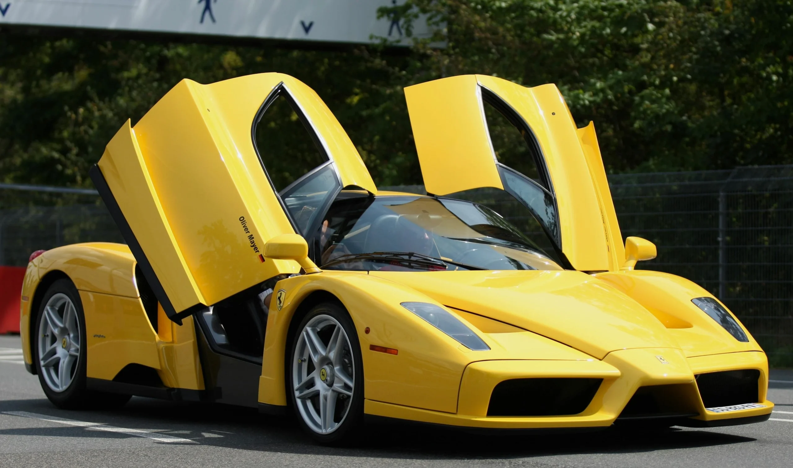 ferrari enzo toronto limo services