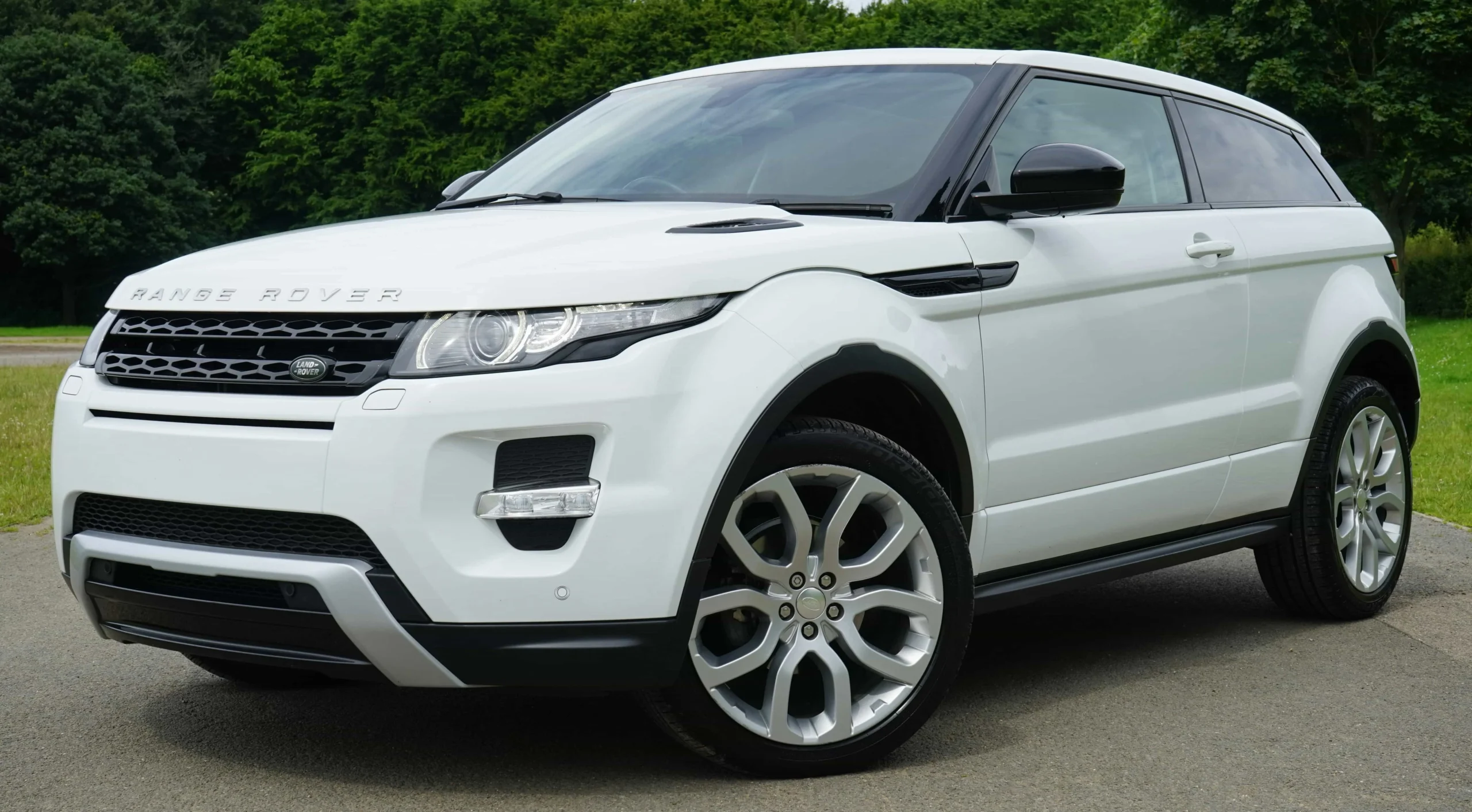 range rover evoque suv